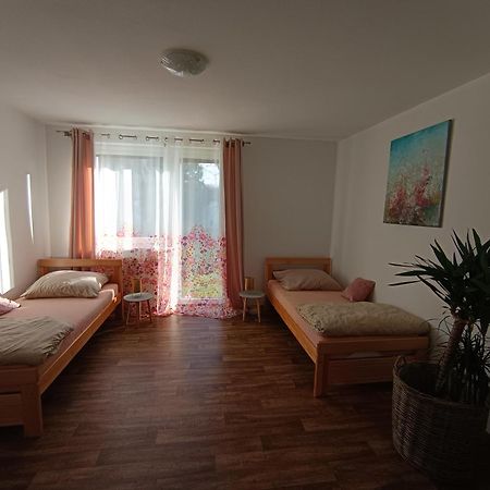 Apartmany ยาบลุนคอฟ ภายนอก รูปภาพ