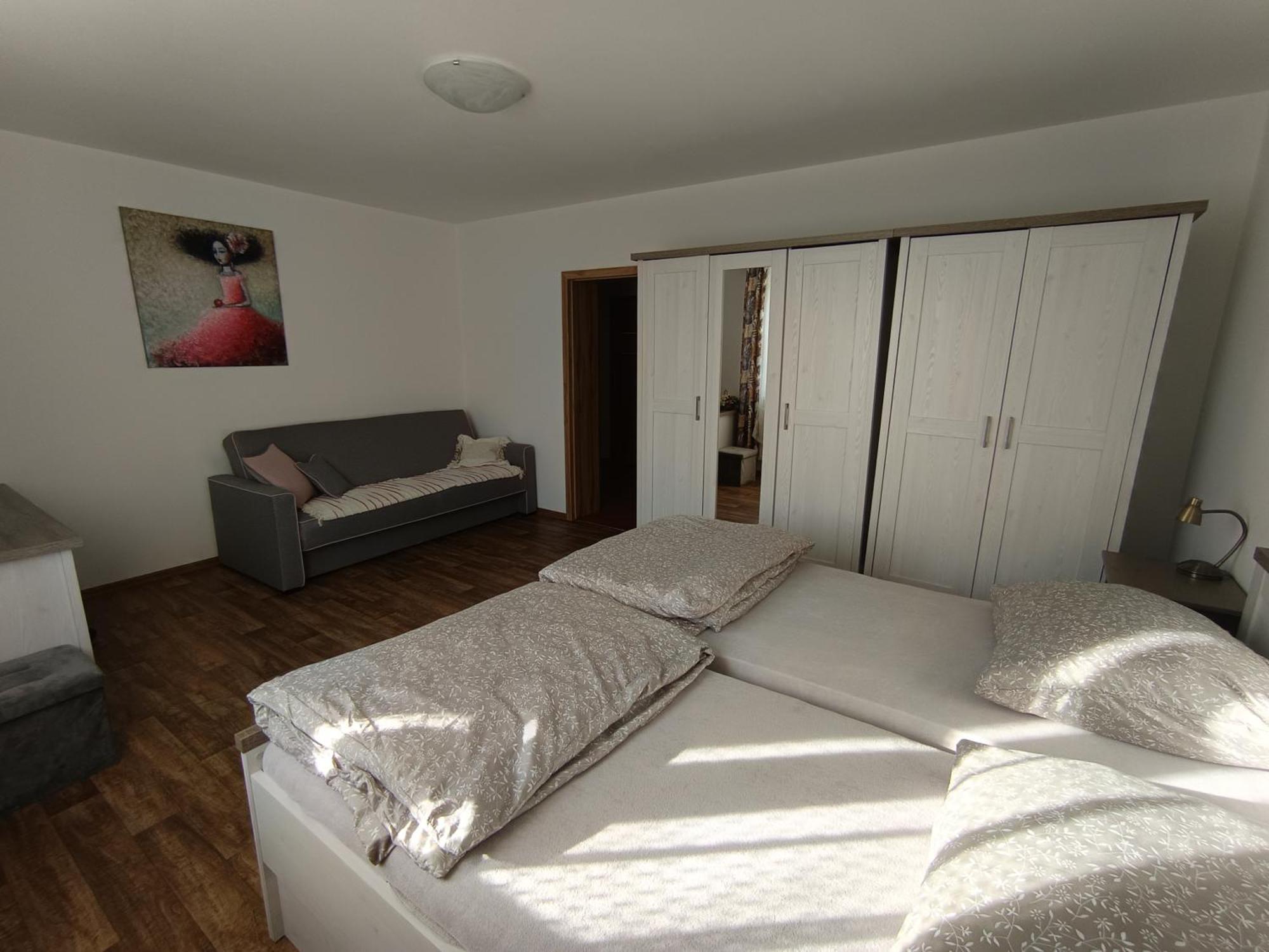 Apartmany ยาบลุนคอฟ ภายนอก รูปภาพ